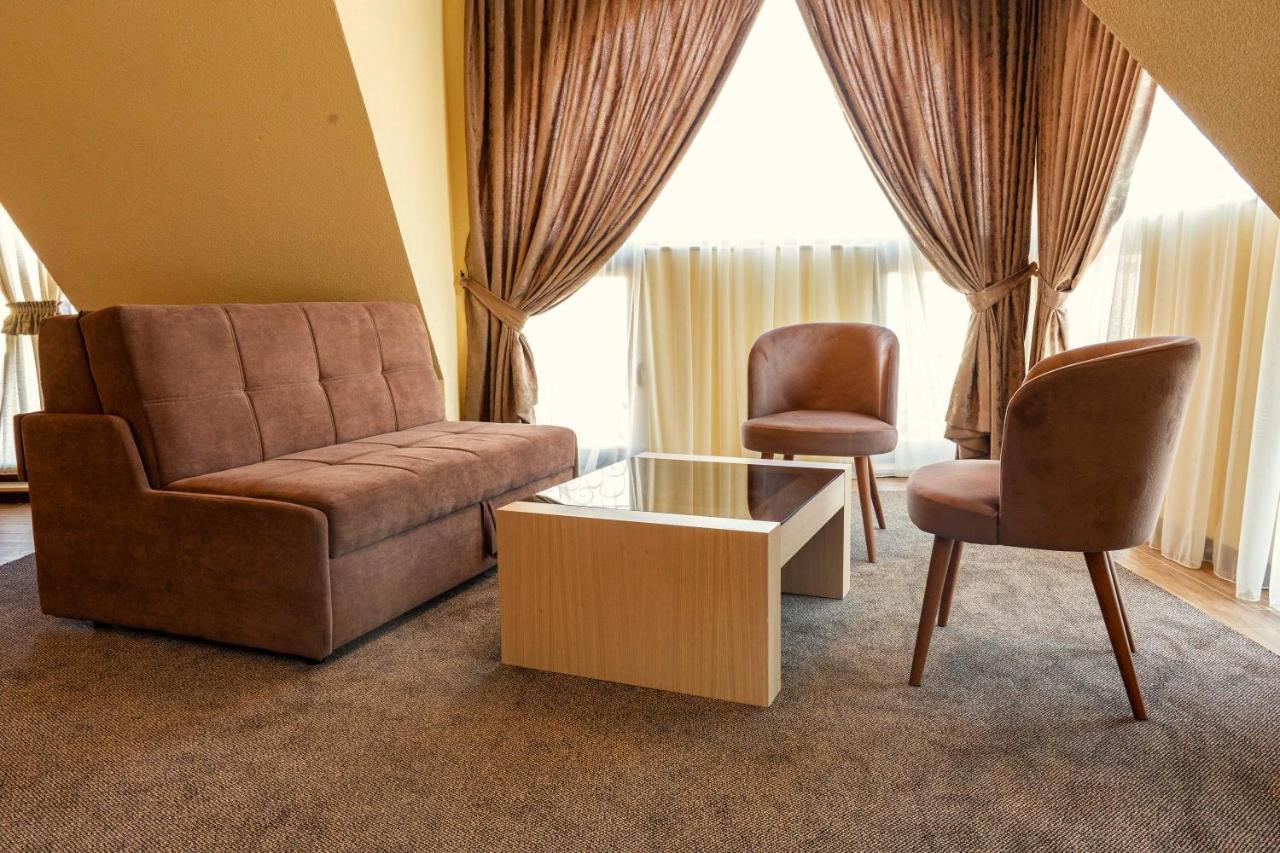 Boutique Hotel Provence Бутик Хотел Прованс ペトリチ エクステリア 写真