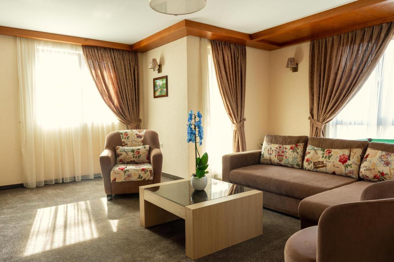 Boutique Hotel Provence Бутик Хотел Прованс ペトリチ エクステリア 写真