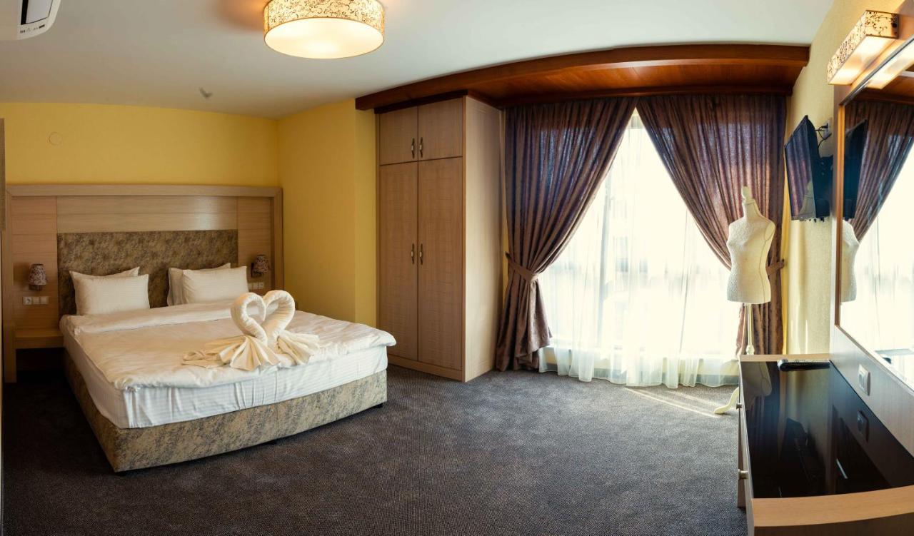 Boutique Hotel Provence Бутик Хотел Прованс ペトリチ エクステリア 写真
