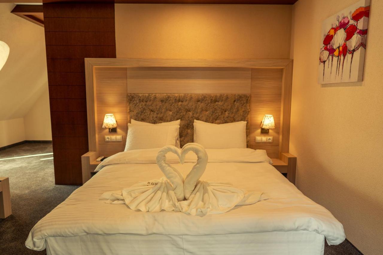 Boutique Hotel Provence Бутик Хотел Прованс ペトリチ エクステリア 写真